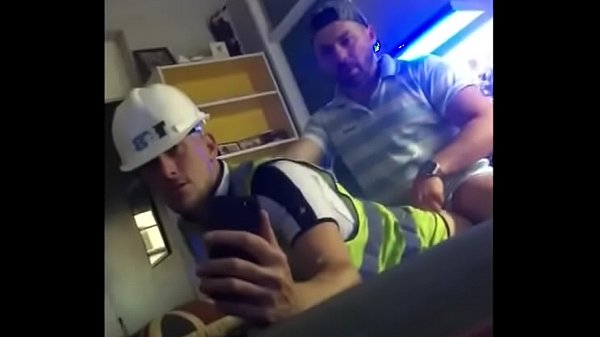 Construction workers fucking on the job
