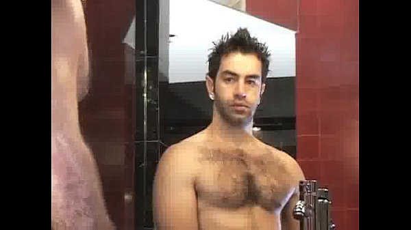 Theo Constantine – hairy bear solo