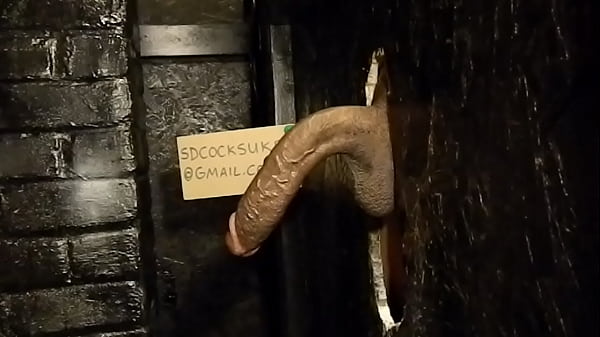 RICHMOND GLORYHOLE– MONSTER COCK 11 INCHES